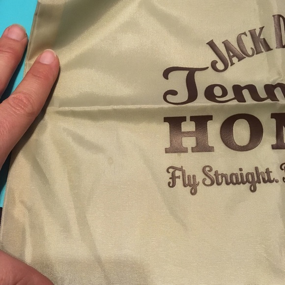 Jack Daniel’s Tennessee Honey Bag - Picture 3 of 3